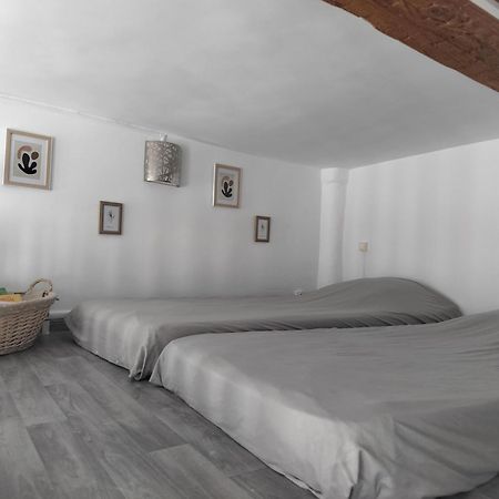 شقة Au Pied Du Baou Saint-Chamas المظهر الخارجي الصورة